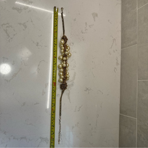 Pearl And Gold Cluster Necklace Statement Adjustable Up To 21” - Picture 6 of 6